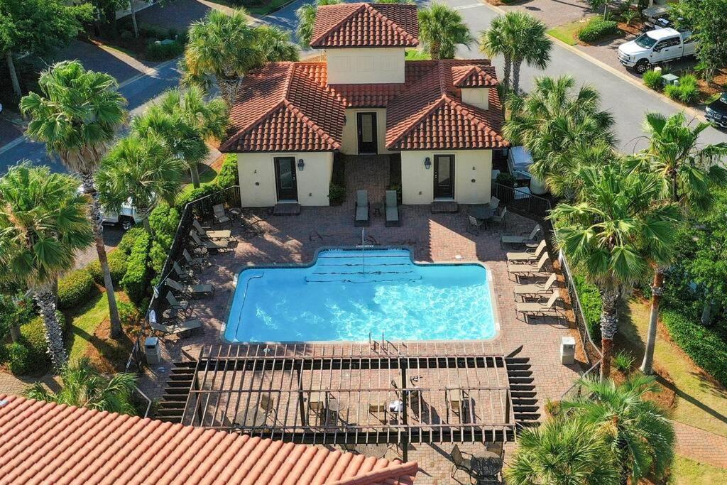 Large 4 Bedroom With Bunk Room And 2 Golf Carts! Destin Dış mekan fotoğraf